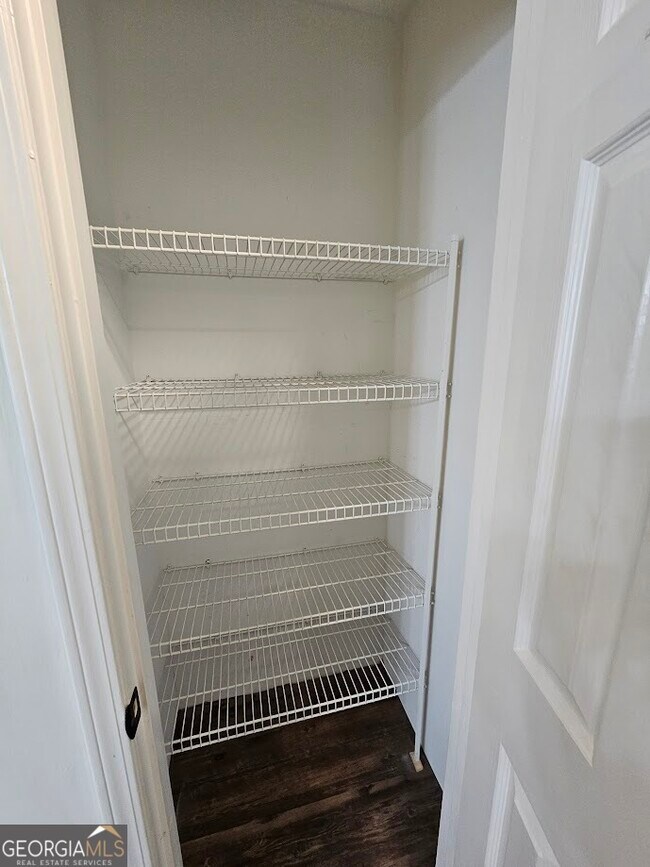 Building Photo - 65 Tralee Trce