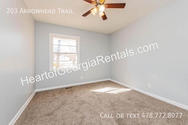 Building Photo - 203 Arrowhead Trl