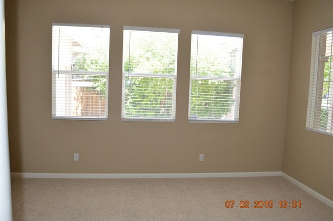 Building Photo - 7439 Earlsmoore Dr