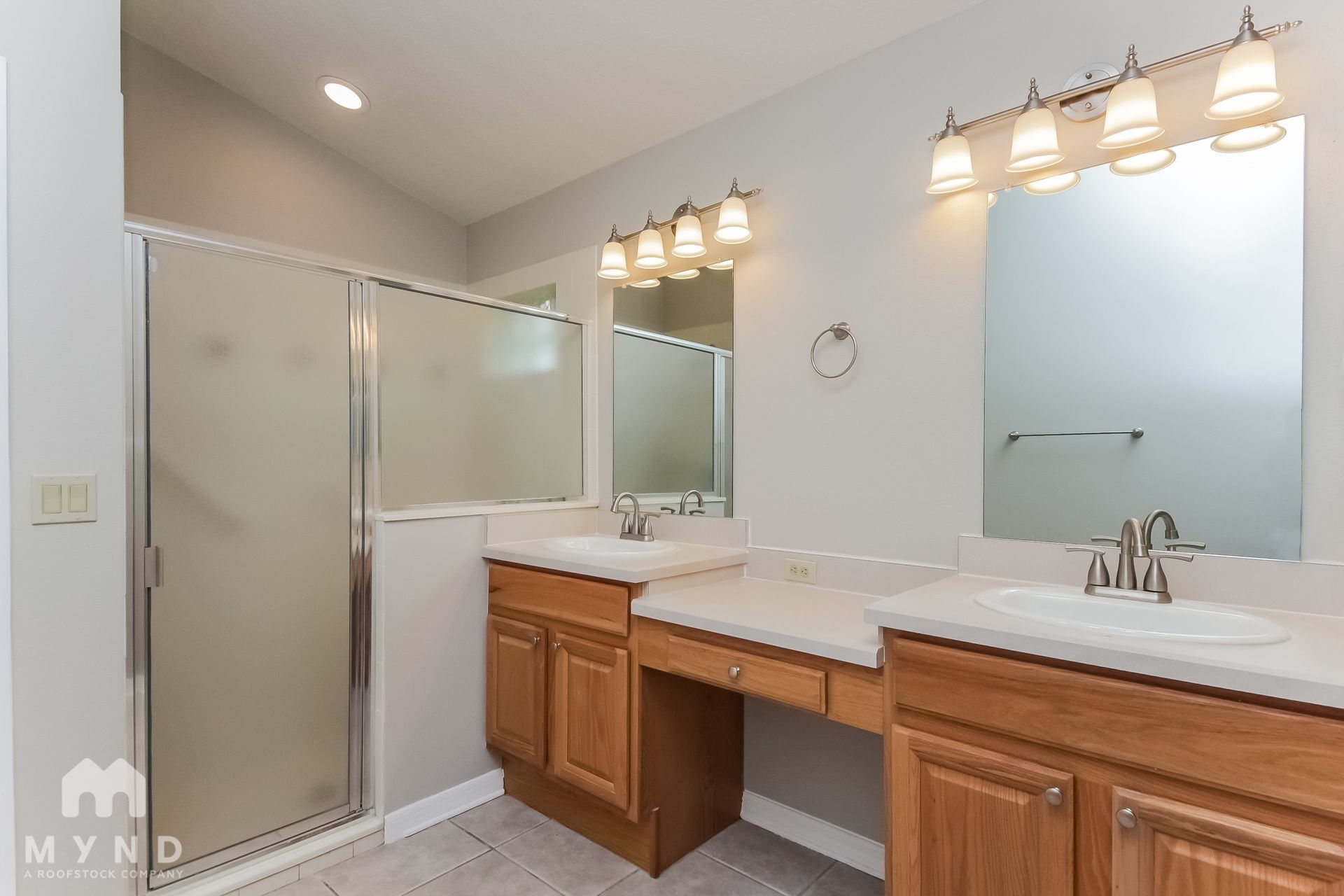 Building Photo - 6041 Spring Creek Ct