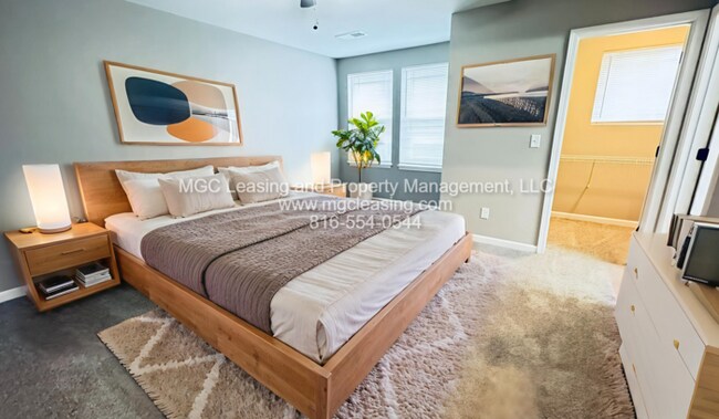 Building Photo - Baltimore Townhomes: Special Offer - One Month Free Rent!