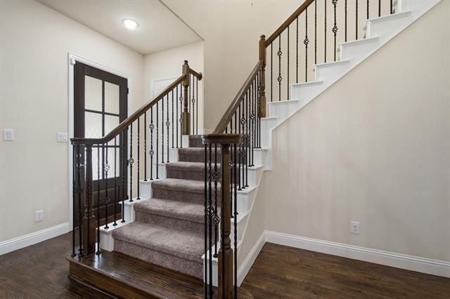 Building Photo - 2533 Gramercy Park Dr