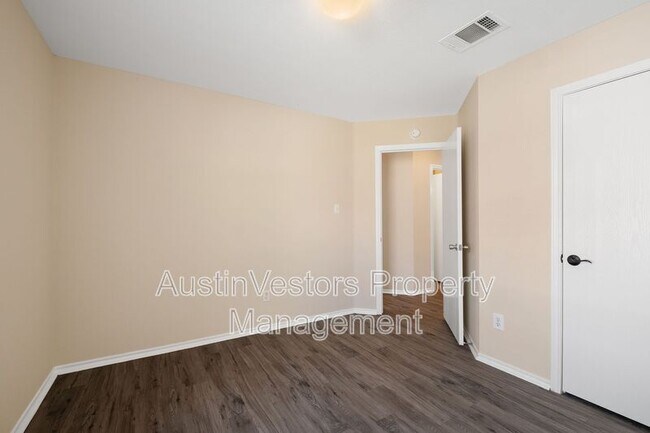 Building Photo - 18220 Canopy Ln