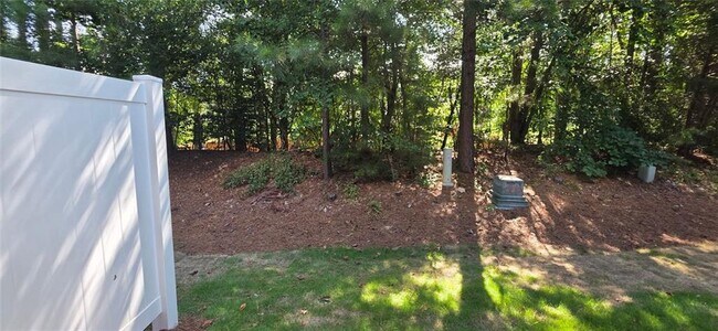 Building Photo - 3912 Brockenhurst Dr