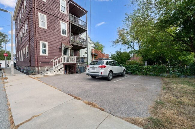 Building Photo - 285 Neponset Ave