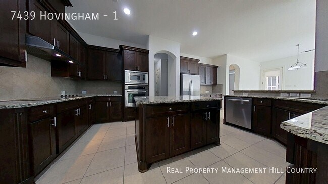 Building Photo - 7439 Hovingham-1