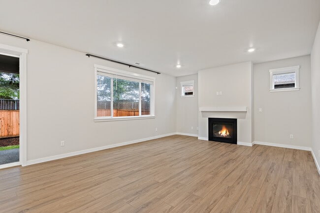 Building Photo - 11225 SE 245th Pl