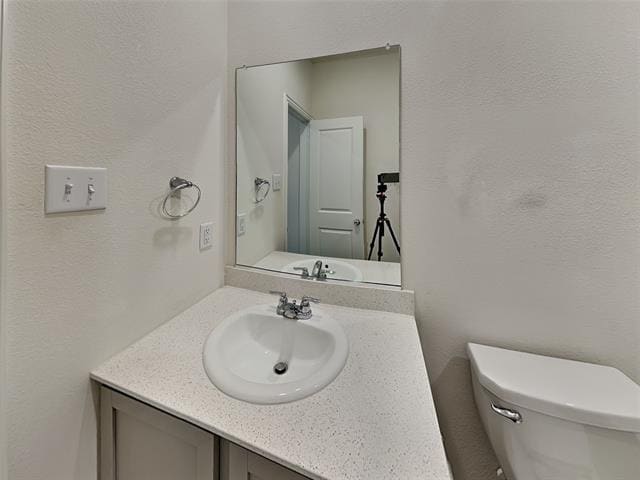 Building Photo - 4925 Woodloch Dr