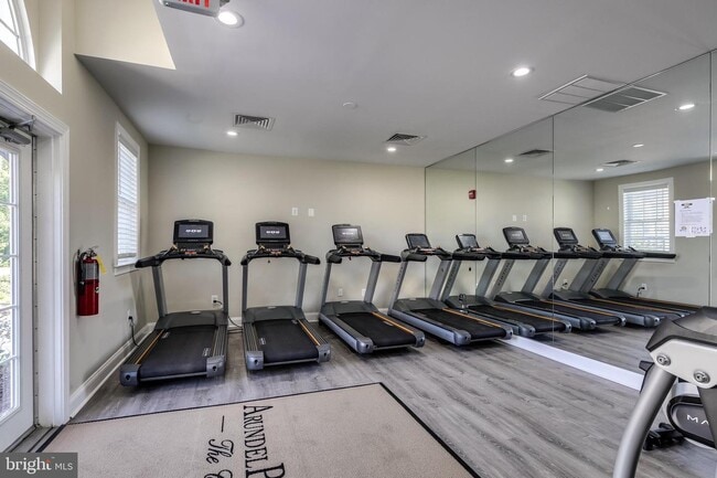 Building Photo - 7757 Crystal Brook Way