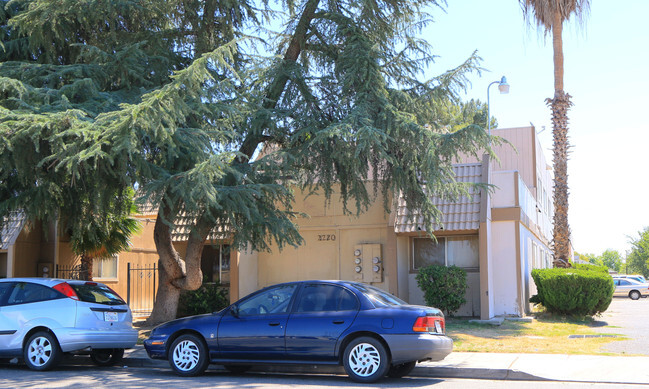 Building Photo - Clinton Terrace Apartments