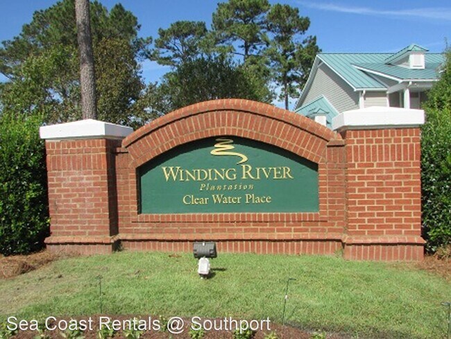 Building Photo - 1620 Goley Hewett Rd SE