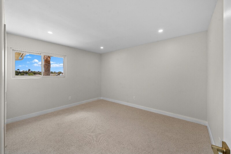Building Photo - 2928 Gaviota Cir