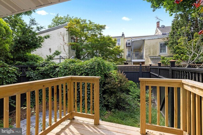 Building Photo - 51 Coryell St