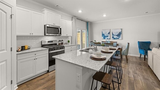 Building Photo - 3131 Greyton Dr