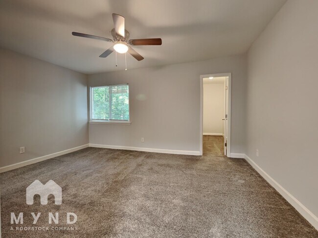 Building Photo - 6489 Parton Ct