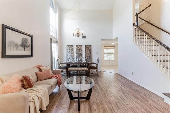 Building Photo - 7801 Callbram Ln