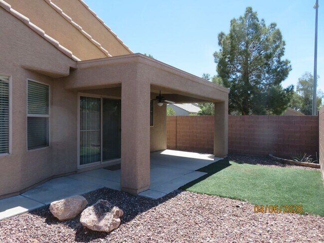 Building Photo - Awesome Corner Lot