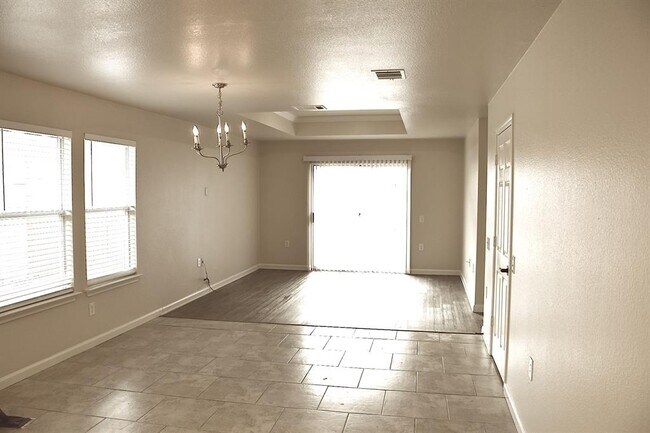 Building Photo - 12328 Sky Harbor Dr