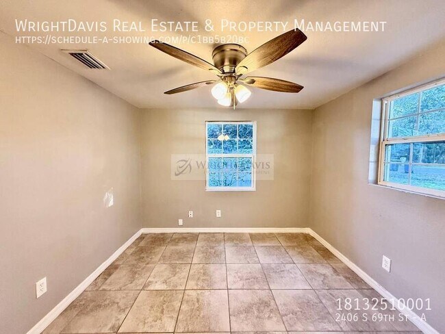 Building Photo - 2406 S 69th St