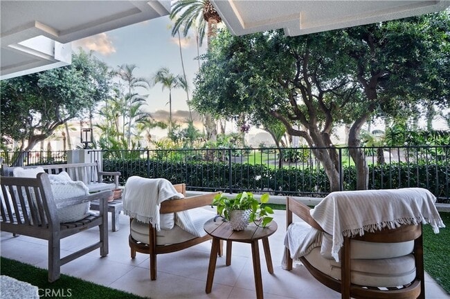 Building Photo - 601 Lido Park Dr