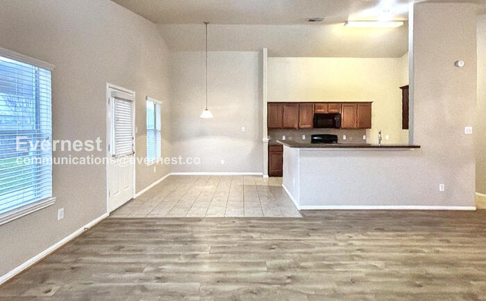 Building Photo - 6107 Wilcox Point Dr