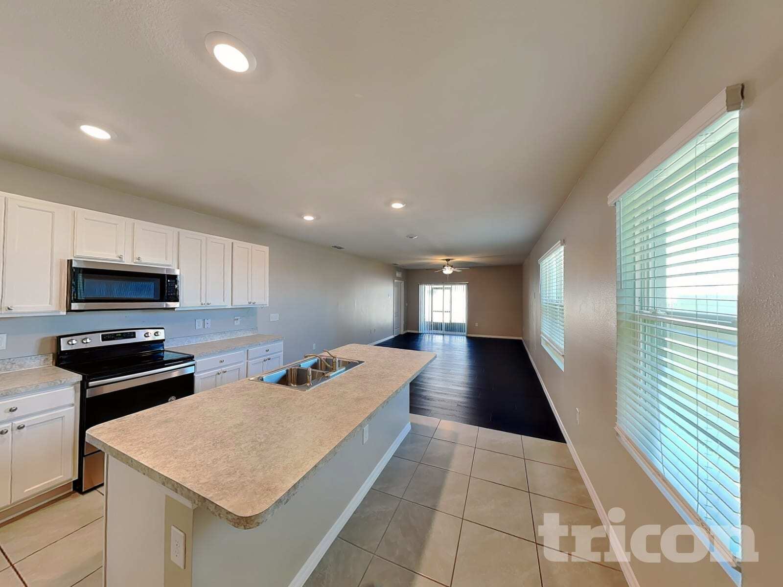 Building Photo - 4447 Blue Rock Dr