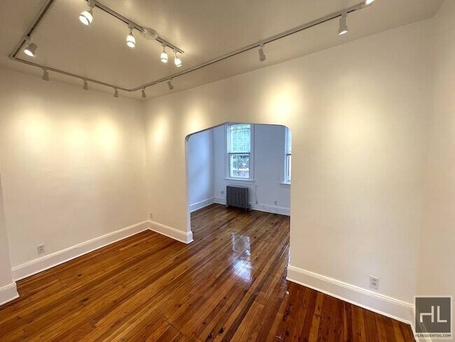 Building Photo - 25 ROAD