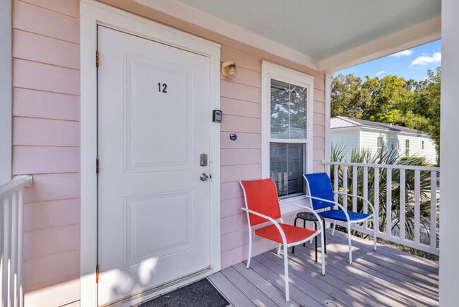 Building Photo - 171 Paradise Ave