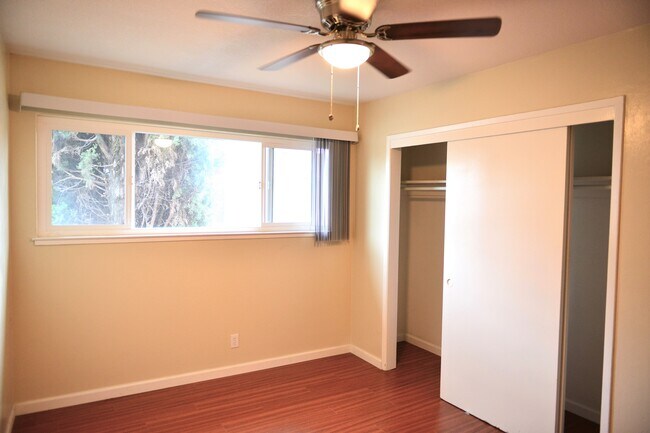 Building Photo - 3817 Starview Dr