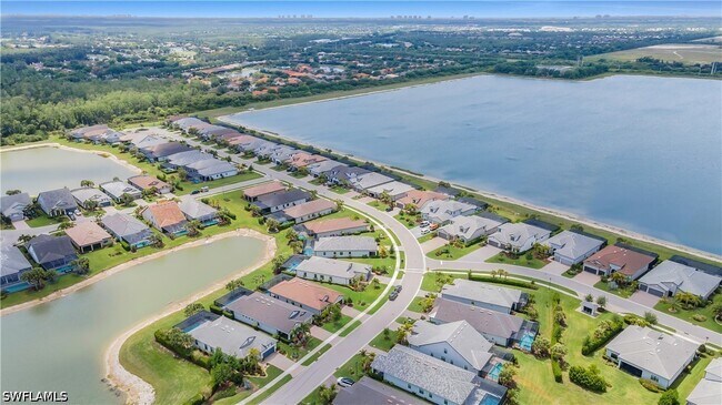 Building Photo - 19649 Aqua View Ln