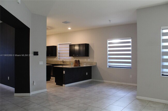 Building Photo - 25096 SW 118th Ave