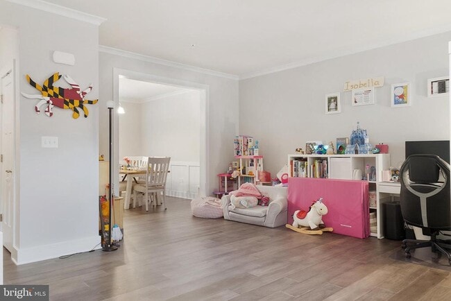 Building Photo - 937 Marzoff Rd