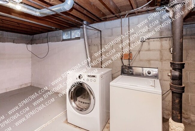 Building Photo - 217 Loomis Ave