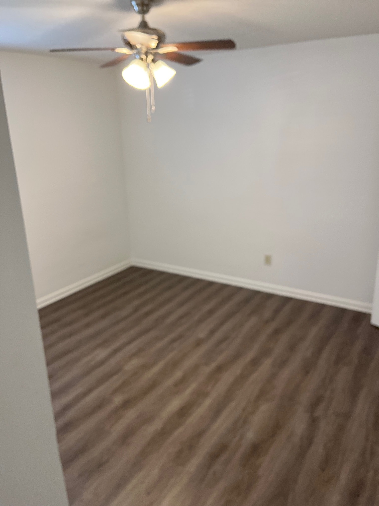 Building Photo - 300 Apache Dr