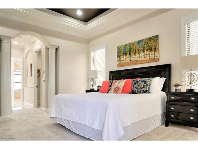 Building Photo - 601 SW 40th Terrace