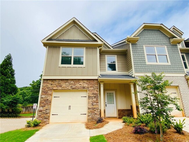 Primary Photo - 1101 N Village Dr