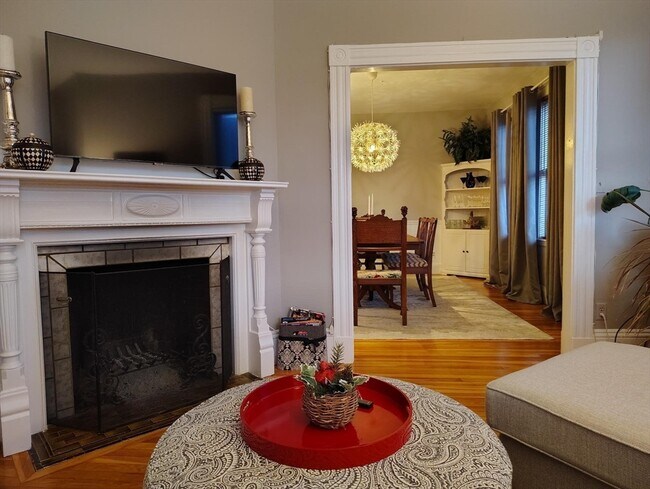 Building Photo - 357 Lafayette St