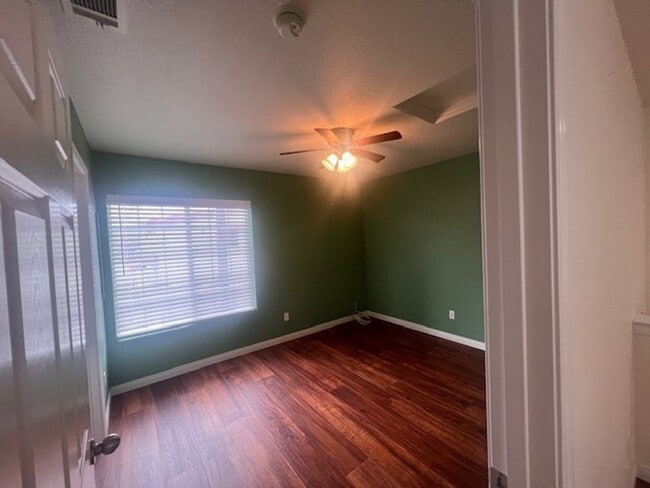 Building Photo - Move-In Ready Home in a Desirable Buellton Neighborhood