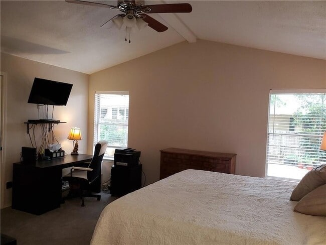 Building Photo - 1809 Dayflower Trce