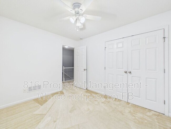 Building Photo - 8164 Drury Ave