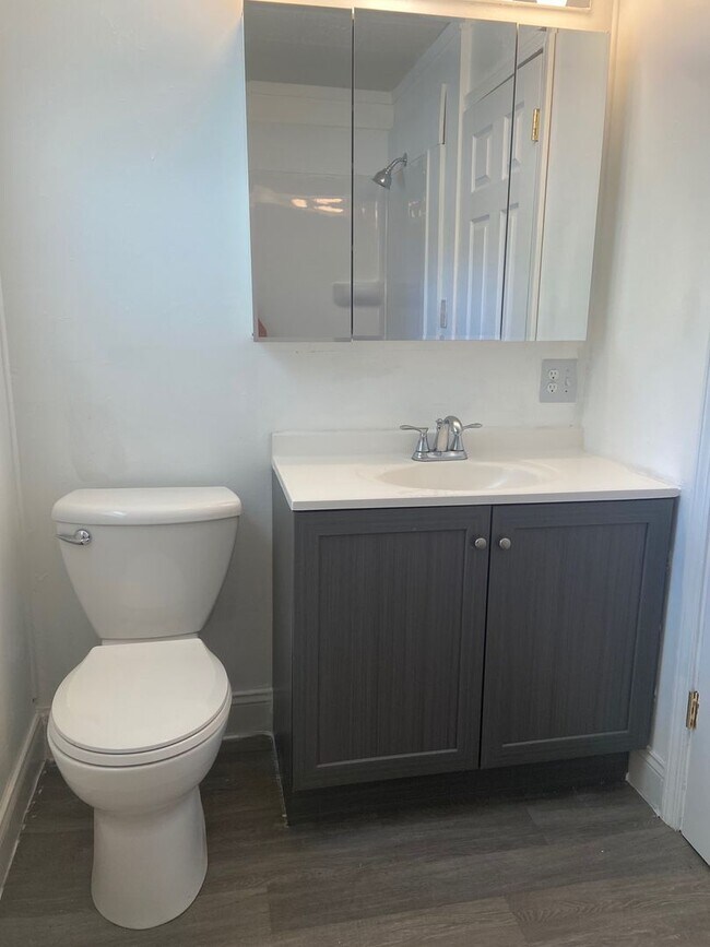 Building Photo - Single Family Home in Branson