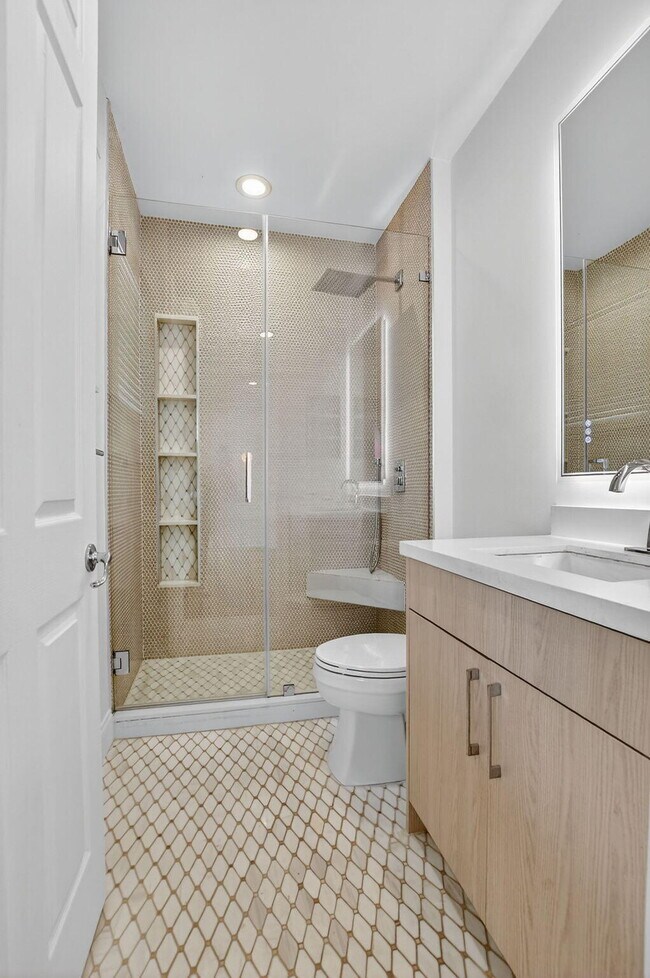 Building Photo - 9551 Barletta Winds Point
