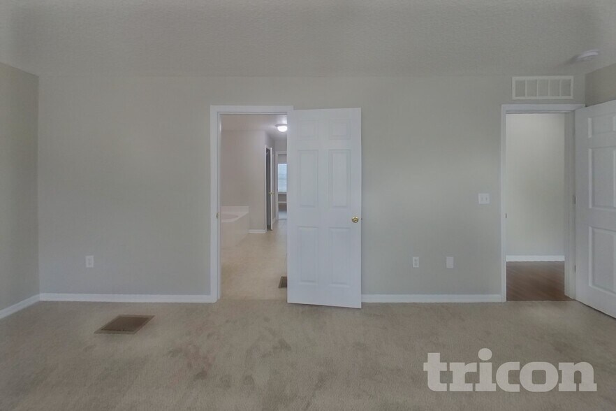 Building Photo - 76589 Longleaf Loop