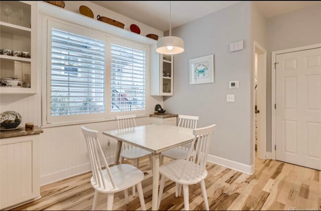 Building Photo - 1332 Carlyle Park Cir