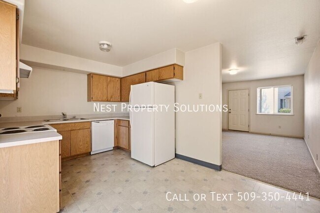 Building Photo - 1818 W Crouse-1