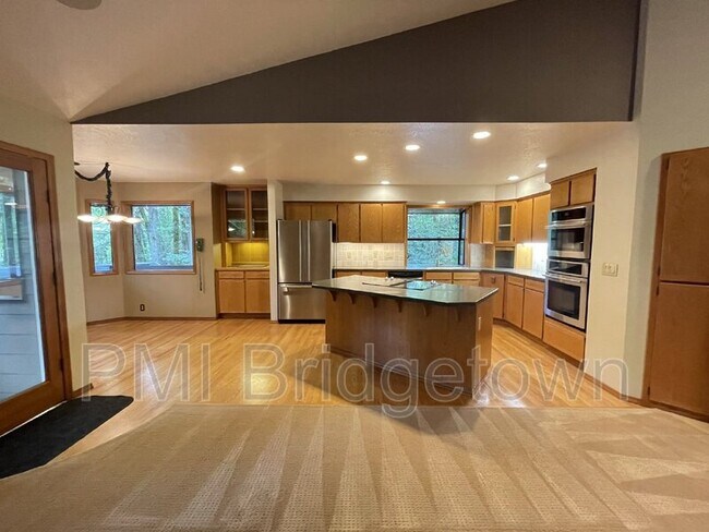 Building Photo - 11011 S Southridge Dr