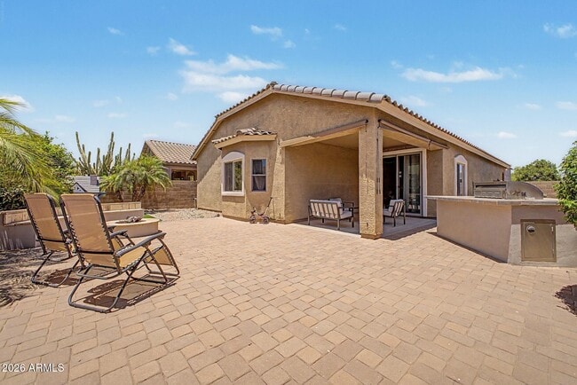 Building Photo - 731 W Mesquite Tree Ln
