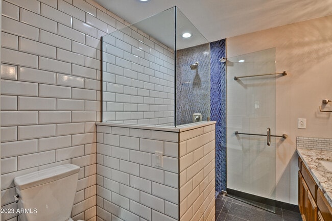 Building Photo - 6747 E Aire Libre Ln