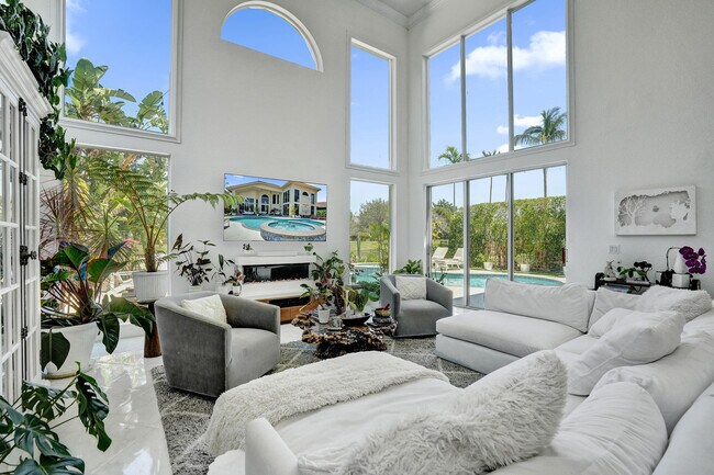 Building Photo - 11515 NW 75th Manor