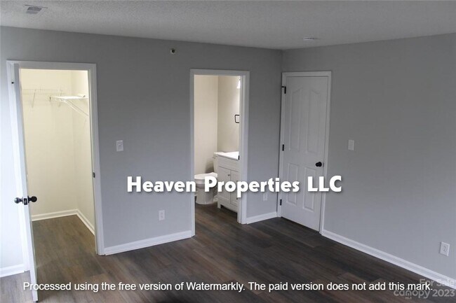 Building Photo - 7340 Rose Terrace Ct